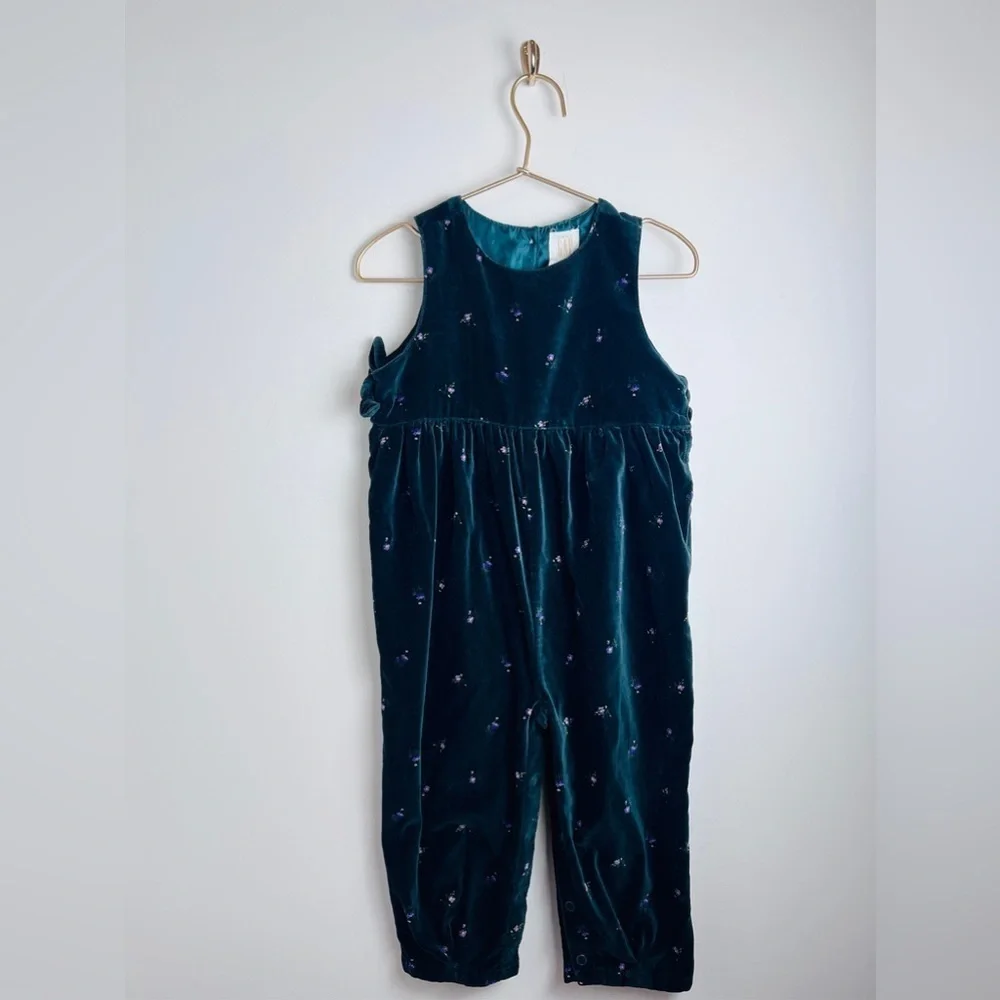 Vintage Baby Gap 24-30 months Velour Romper / Overall floral green.